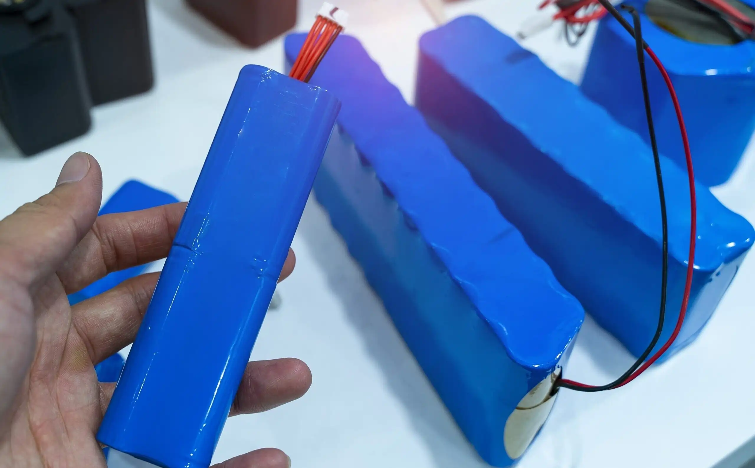 Long-Duration Lithium