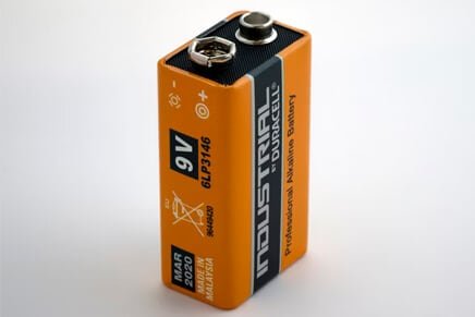 High-Pulse Lithium-Metal Cells 